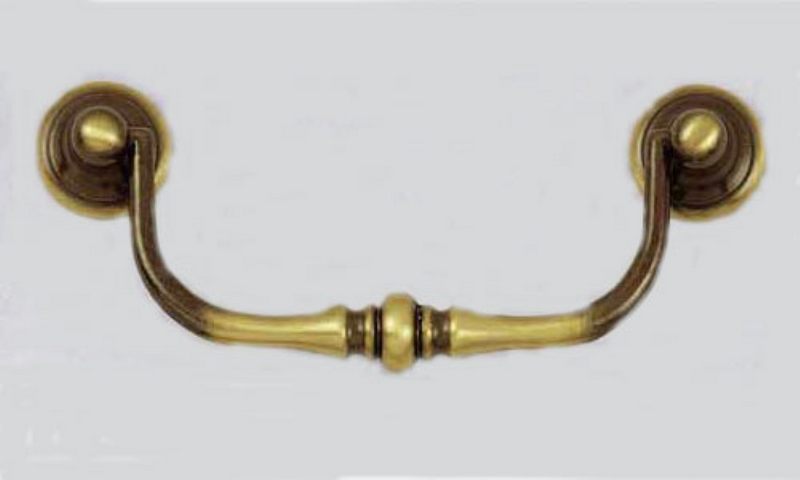 Tay nắm ý màu đồng cổ đẹp cao cấp đã được sử dụng để trang trí nội thất của chúng ta, tạo nên một không gian thoải mái và tiện nghi.